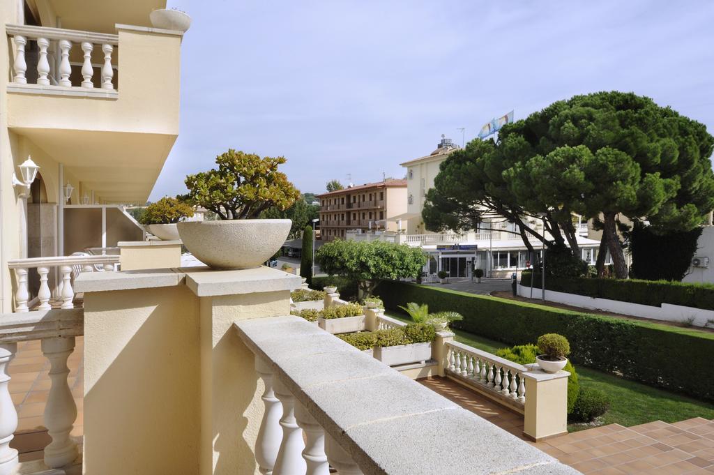 Van Der Valk Hotel Barcarola Sant Feliu de Guixols Exterior photo